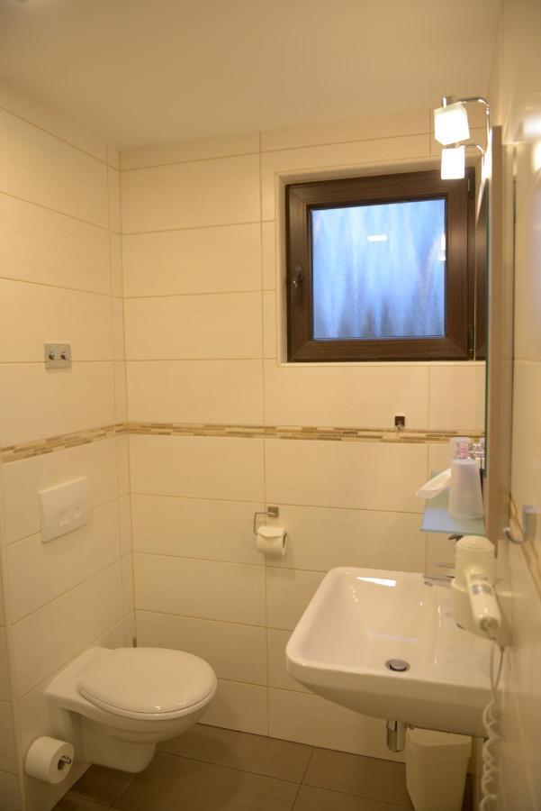 Hotel- Landgasthof Baumhof-Tenne マルクトハイデンフェルト エクステリア 写真
